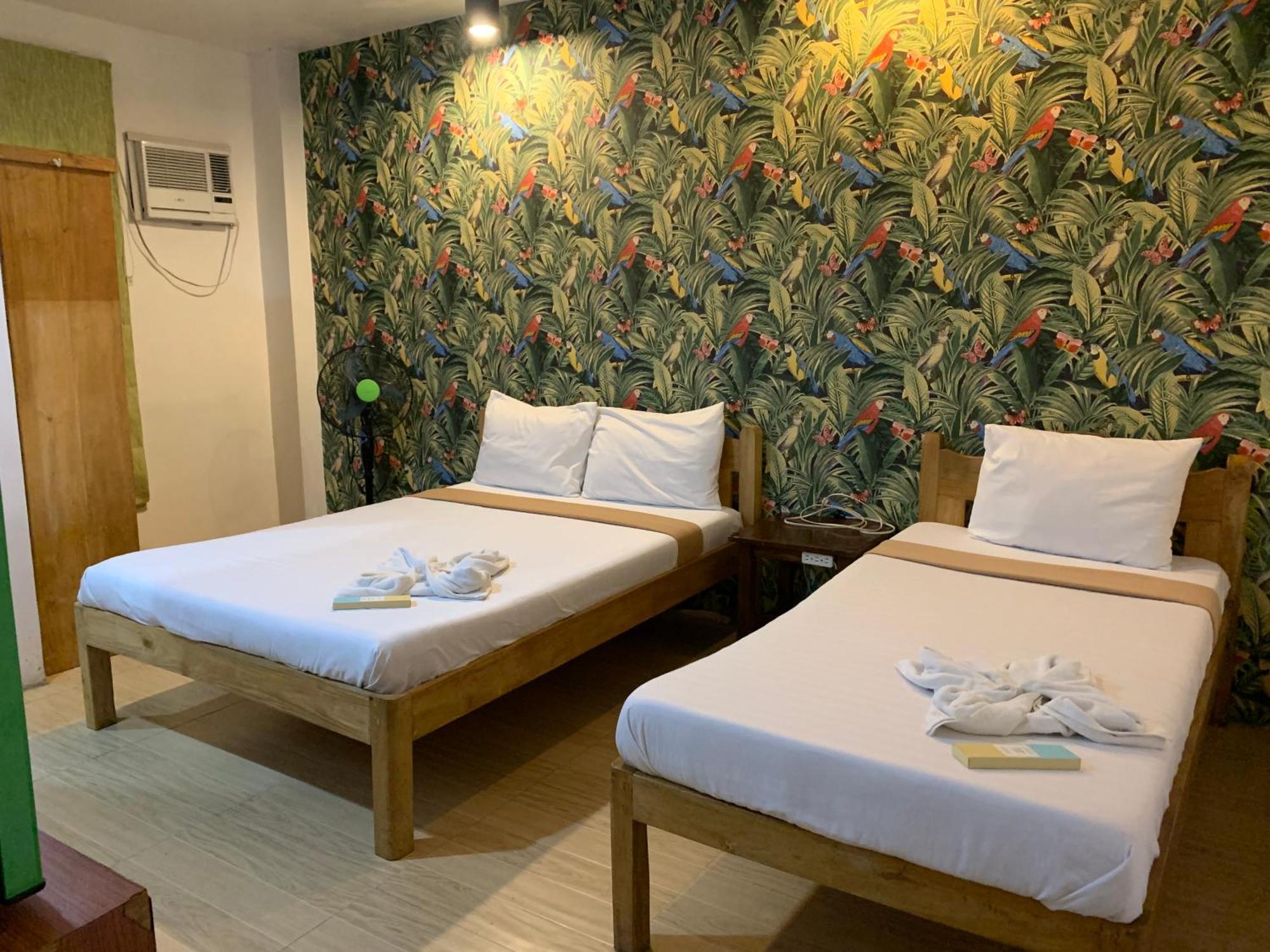 Lylie Hotel Cebu Exterior photo