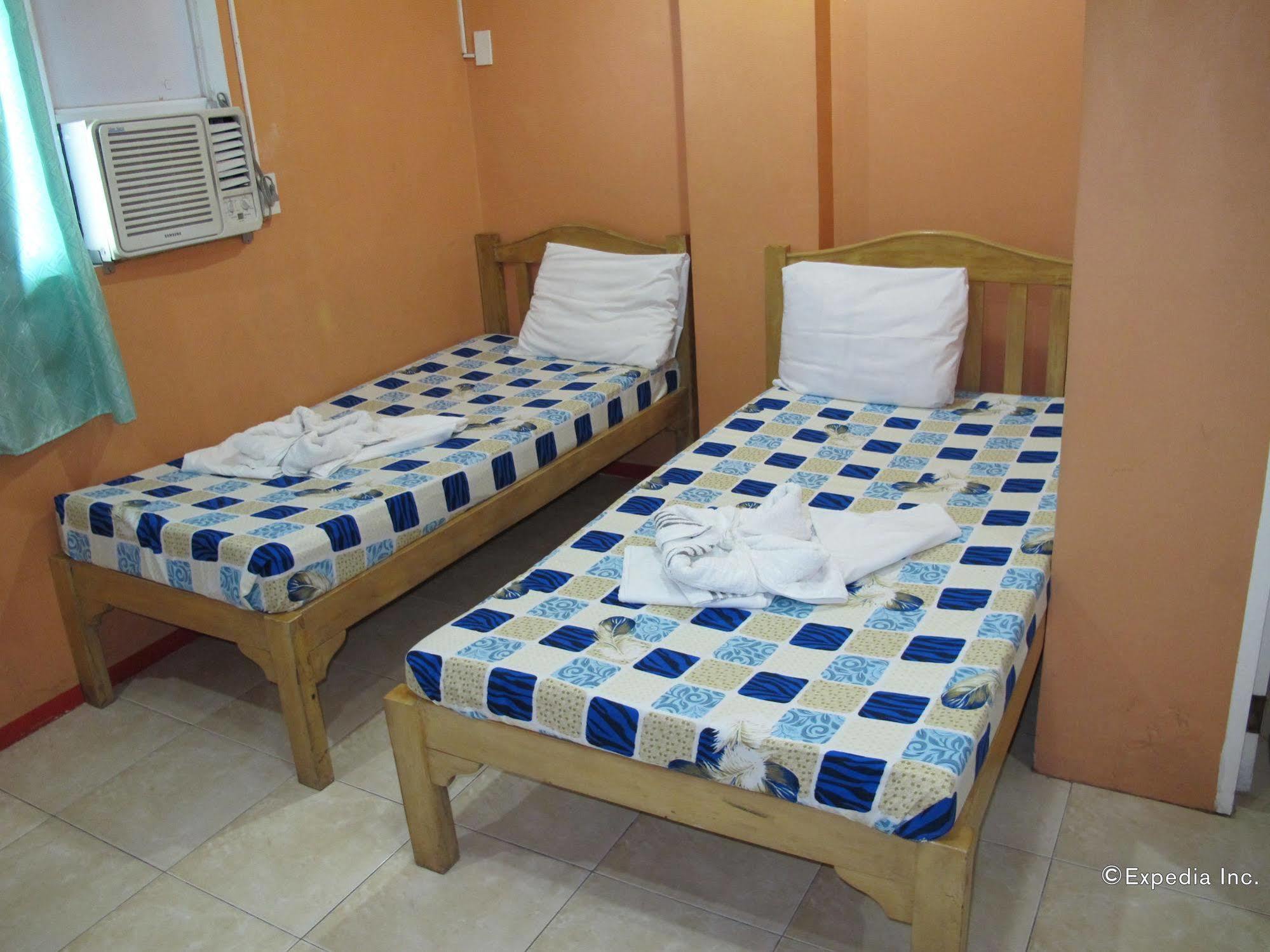 Lylie Hotel Cebu Exterior photo